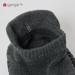 F1111秋冬季加厚瑜伽袜 瑜伽袜  防滑袜   普拉提健身运动袜子 防滑保暖 多色可选