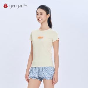 C1215梵文金句女装T恤短袖 透气凉爽 黑科技凉感面料 ：visoka va jyotismatl通过专注与明亮、灿烂、超越悲伤的光，获得内在的稳定