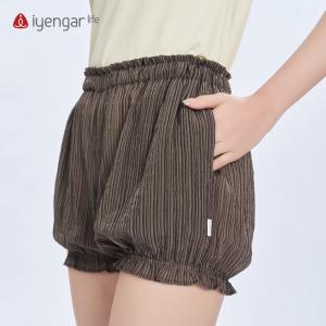 C2131灯笼女短裤 瑜伽 蓬松花苞裤版型 修饰臀型显腿长 高腰收褶设计